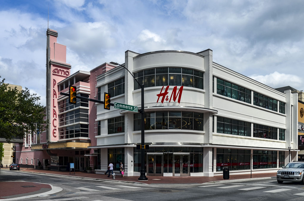 AMC Palace Theater with H & M from 3rd and Commerce